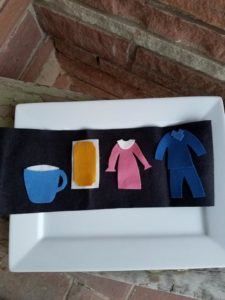 6-christmas-express-felt-on-background