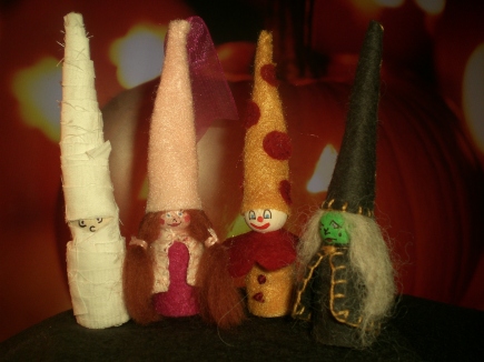 halloween peg gnome costumes