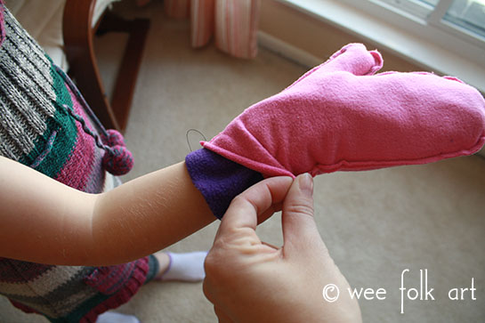 Easy Sewing Fleece Mitten Pattern - Homeschool Companion