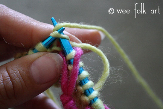 knit butterfly stitch carry yarn 3