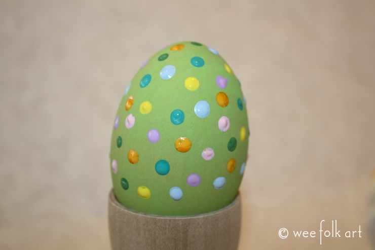 Dot Painting on Wooden Eggs Tutorial » Wee Folk Art