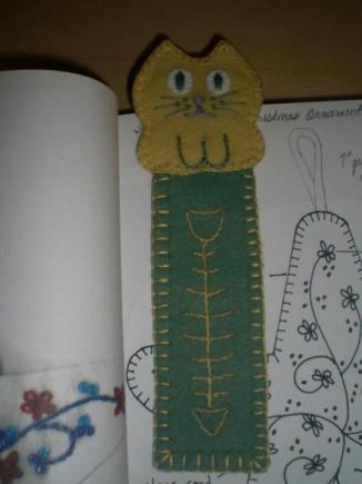 Kitty Cat Book Mark Directions